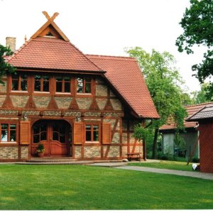 Neubau eines Fachwerkhauses in traditioneller Zimmermannskunst