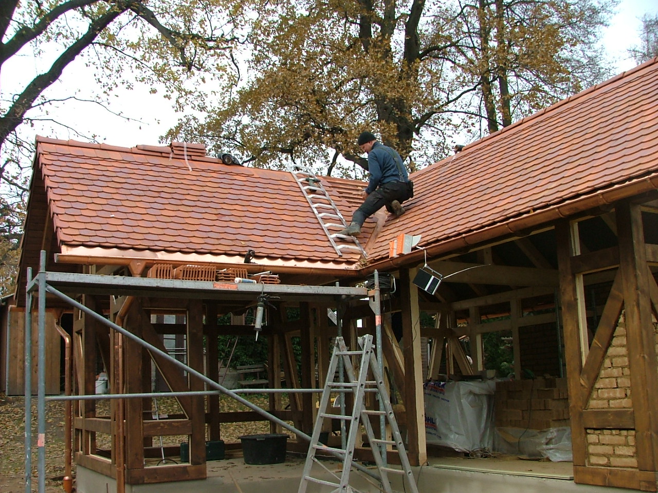 Gartenhaus mit Lehmsteinausfachungen