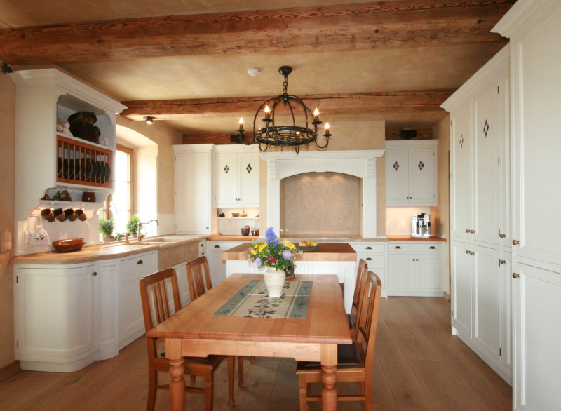 Kücheneinrichtung im englischen Landhausstil
