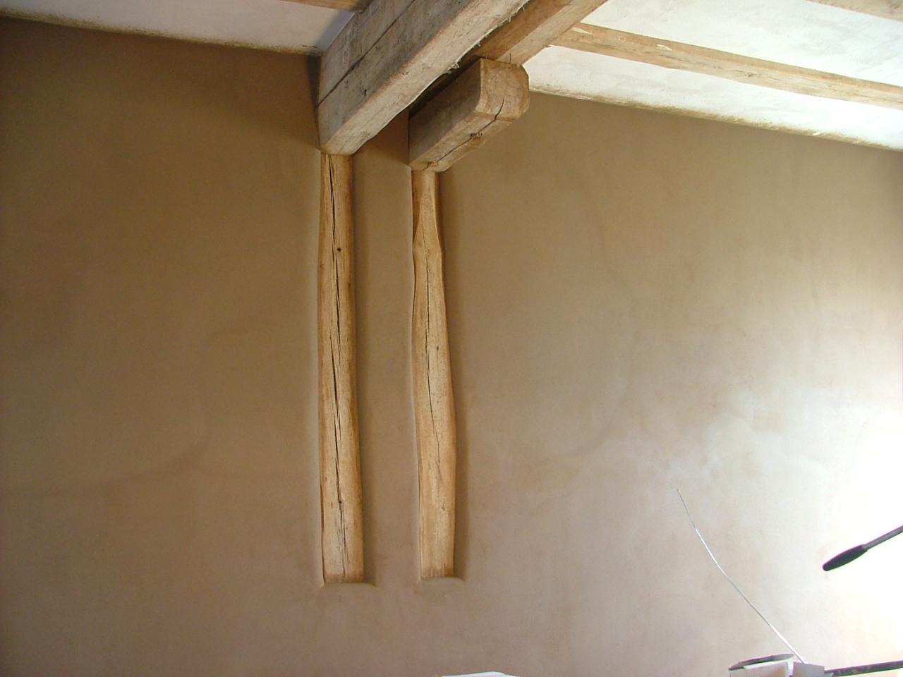 Lehmputz mit historischen Holzbauteilen (2)