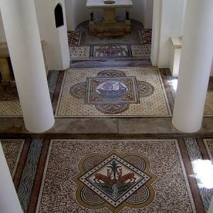 Mosaik und Terrazzo-Boden