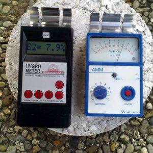 Baustoff Feuchte-Messung (moisture meter)