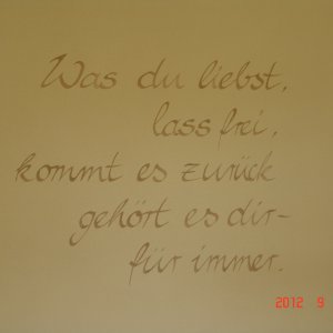 Kalligrafie auf Lehmputz 2