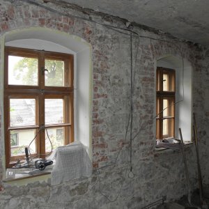 Neue Fenster im massiven Altbau