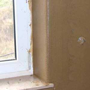 Fensterleibung herstellen:  fertig gerundete Außenecke