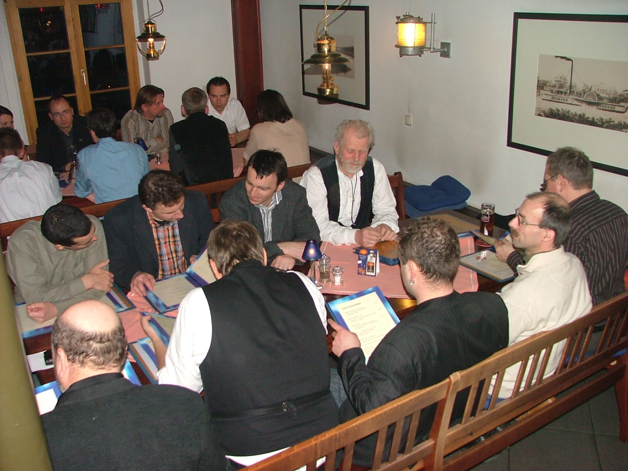 HAUS 2007: traditioneller gemütlicher Messeabschluß im Fischrestaurant